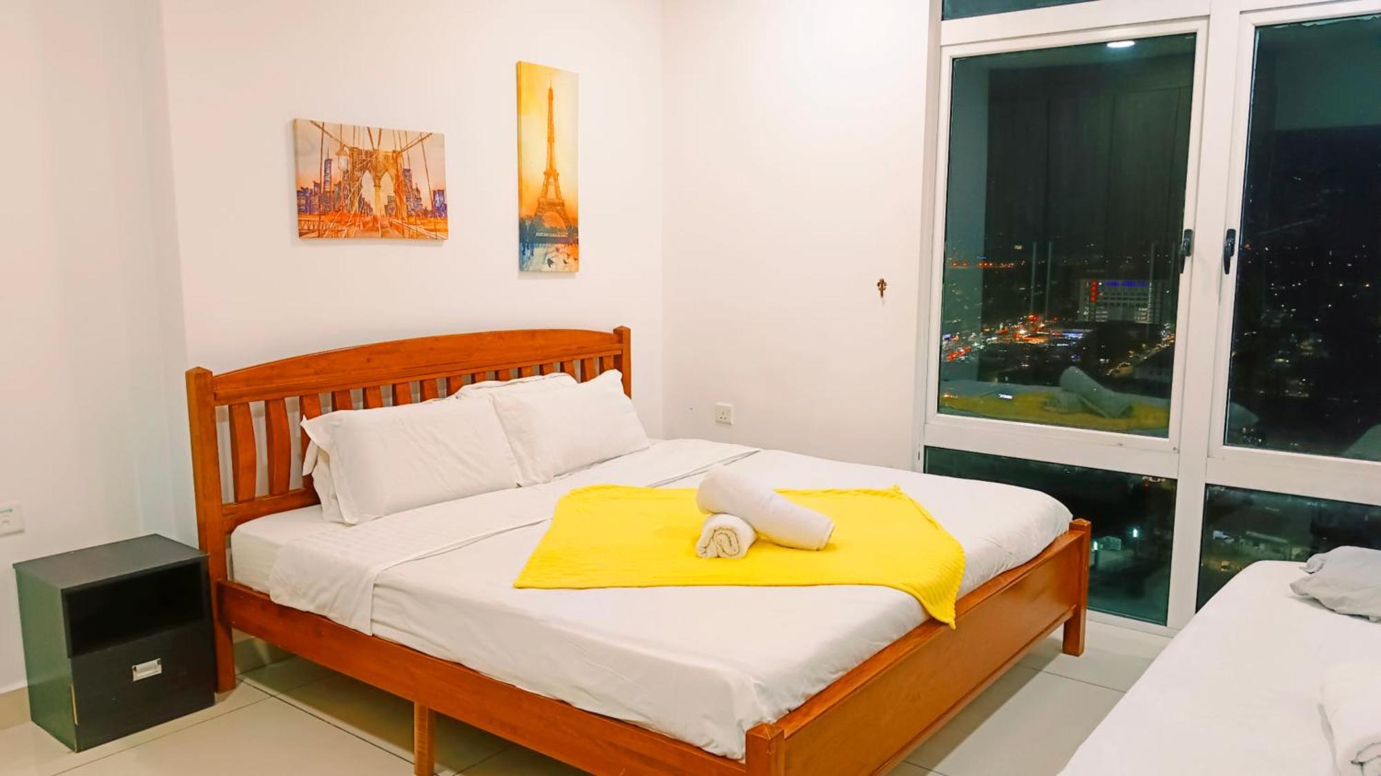 Ksl Mall D'esplanade 10min To Ciq, Near To Legoland Apartment